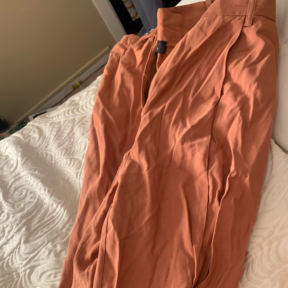 Lulus crimson dress pants. High waisted. NWT